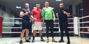 Готуватися до нового бою Усику допомагає російський боксер Князьов