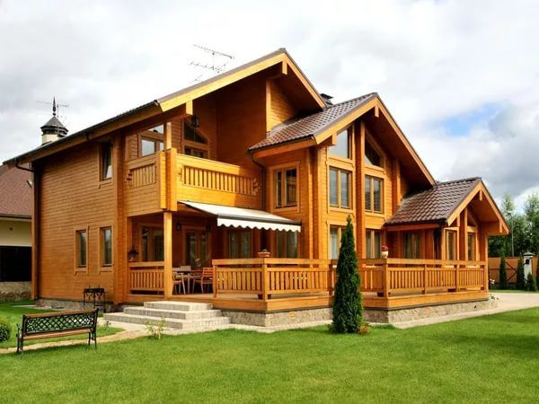 Специалисты, проектирующие деревянные дома