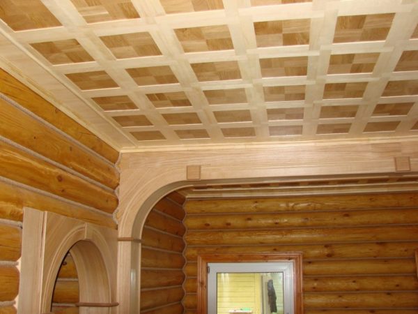 Внутренняя отделка дома – оформление потолков