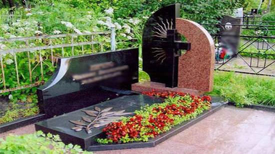 Памятник могила