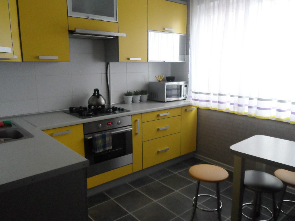 Дизайн кухни лимонного цвета (60 реальных фото)