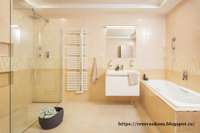 Ванная комната для семьи с тремя детьми: главное практичность и простая уборка