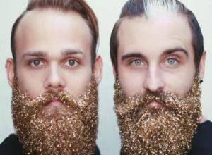 Новий дивний тренд: чоловіки і жінки прикрашають свої бороди блискітками