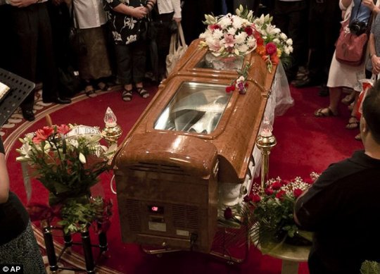 Похорон цыганского барона Флориана Чиоаба (фото)